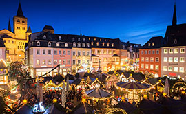 Stimmungsvolle Atmosphäre auf dem Trierer Weihnachtsmarkt. 