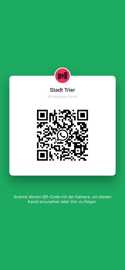 Die Grafik zeigt einen QR-Code vor grünem Hintergrund mit Logos der Stadt Trier und von WhatsApp.