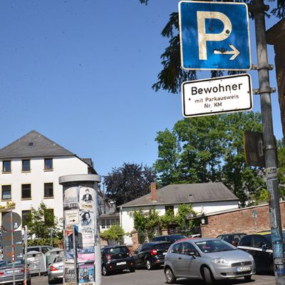 Bewohnerparkpklätze an der Lorenz-Kellner-Straße (Zone KM).