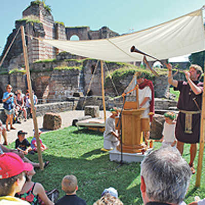 Hornfanfaren werden nicht unbedingt nötig sein, um zahlreiche Besucher vom 13. bis 15. August zum Römerfestival in die Kaiserthermen zu locken. Foto:?Medienfabrik