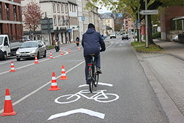 Neues Piktogramm Radverkehr in der Weberbach