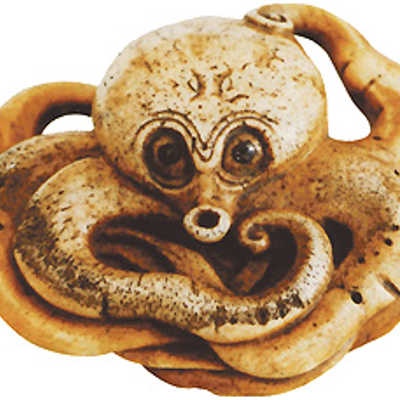 Der Oktopus Tako wurde unter anderem aus Hirschhorn gefertigt.
