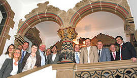 Die Delegation aus Herzogenbusch und ihre Gastgeber auf Besichtigungstour in der Trierer Innenstadt.