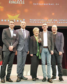 Die Trierer Delegation freut sich über den Europäischen Kulturmarken-Award.