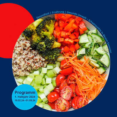 Die Volkshochschule Trier wirbt auf ihrem neuen Programmheft für gesunde Ernährung.