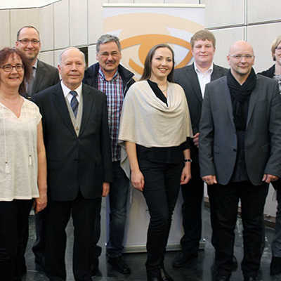 Polizeipräsident Lothar Schömann (l.) und OB Wolfram Leibe (r.) mit den Preisträgern Irene Hinger, Carsten Pfennig, Walter Krumscheid, Carl Koch, Katarina Steimann, Dominik Quary, Wolfgang Marbach und Kerstin Wacht (v. l.). Foto: M. Anders 