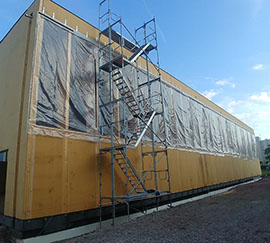 Der Rohbau der neuen Bezirkssporthalle in Trier-West steht.