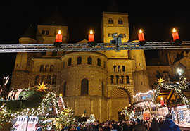 Weihnachtsmarkt vor dem Trierer Dom. Foto: CDU