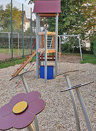 Spielgeräte auf dem modernisierten Spielplatz in Filsch. Foto: FDP